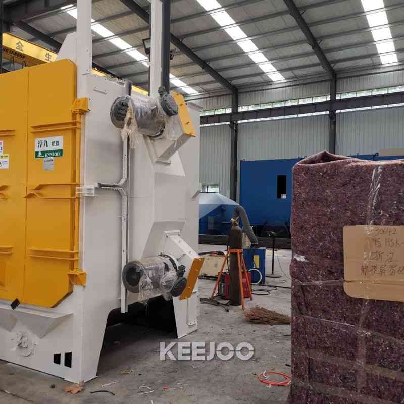 Y Track Hanger Shot Blasting Machine For Alloy Parts Surface Cleaning