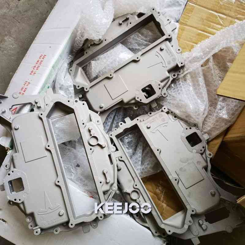 Mesh Belt Passing Shot Blasting Machine For Aluminium Profile Cleaning