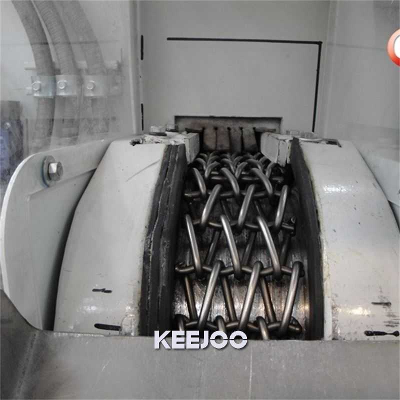 Mesh Belt Passing Shot Blasting Machine For Cleaning And Surface Strengthening