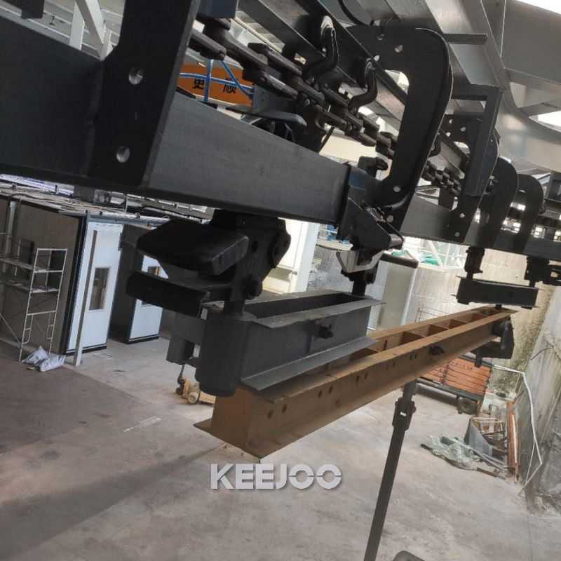 Auto Chain Type Spinner Hanger Shot Blasting Machine Workpiece Dia 850mm