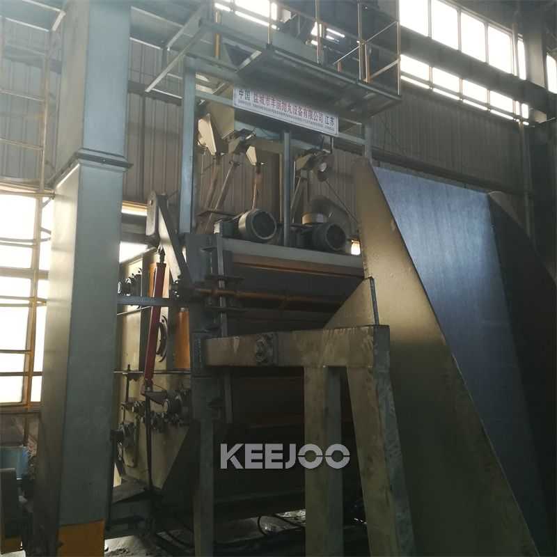Rubber Crawler Belt Tumblast Shot Blasting Machine For Small Foundry Parts