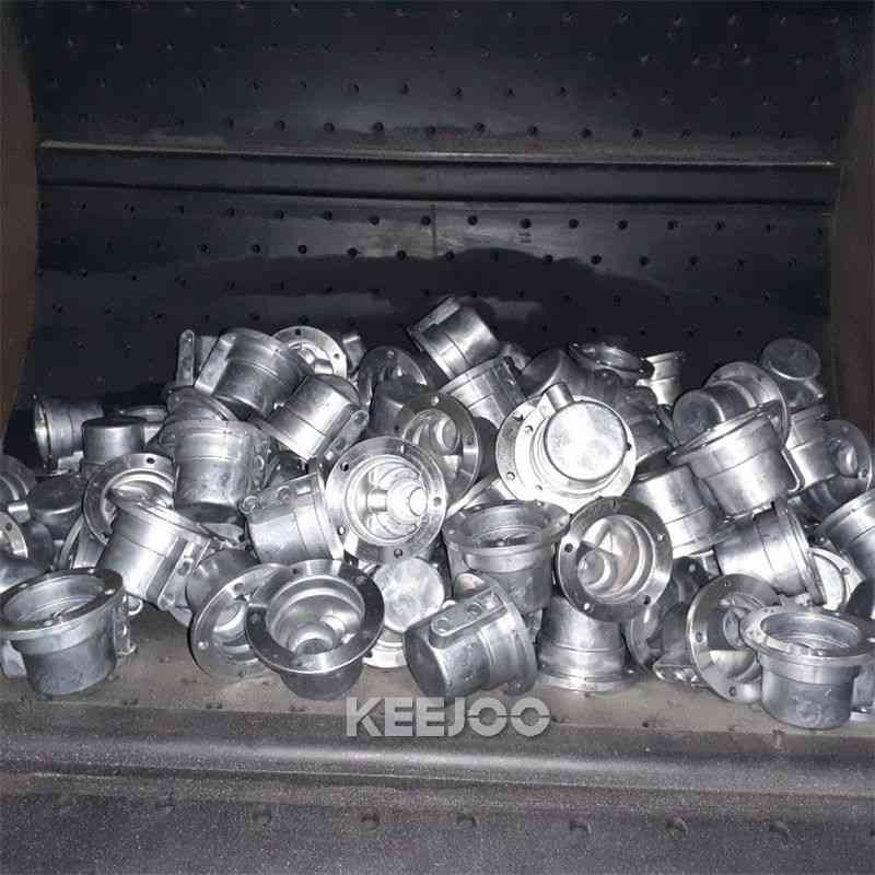 Rubber Apron Type Tumblast Shot Blasting Machine 180X Blast Wheel