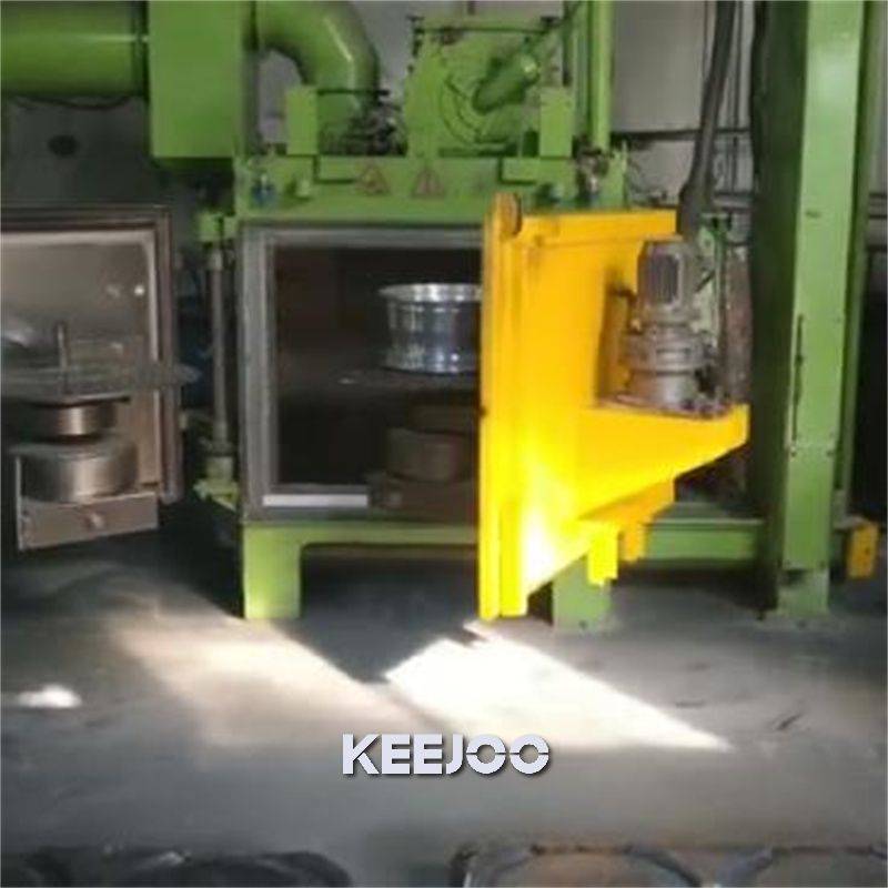 Foundry 1350mm×560mm Industrial Shot Blasting Machine Good Sealing Effect